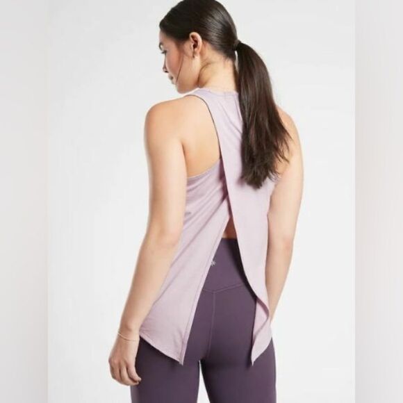 Athleta- mint green crisscross back workout tank-size medium - Picture 7 of 7